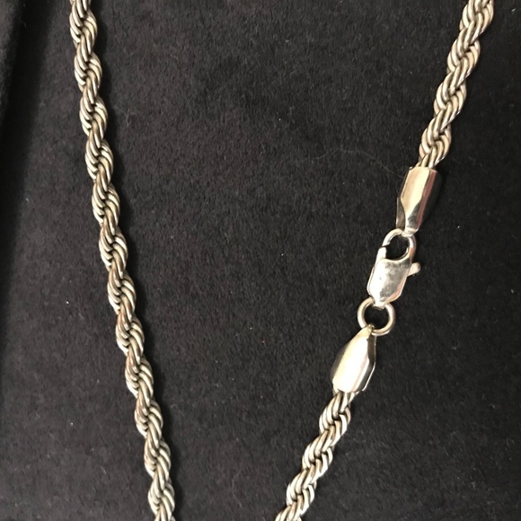 24 inch Twisted Silver Metal Chain - vintage, heavy weight - Picture 3 of 6